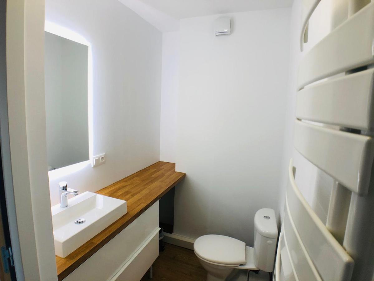 Charmant Appartement 1-4 Personnes, Proche Centre Avec Parking Nantes Exterior foto